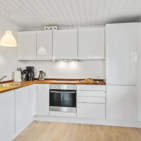 3 Bedroom In Nyaraló Dronningmølle
