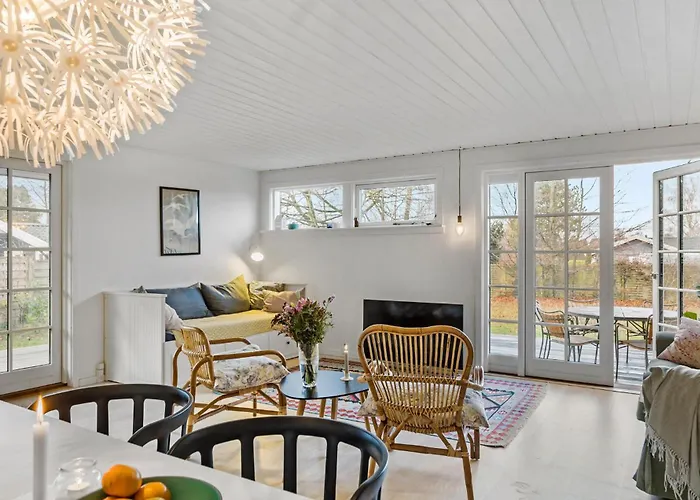 Tatil Evi 3 Bedroom In Dronningmølle