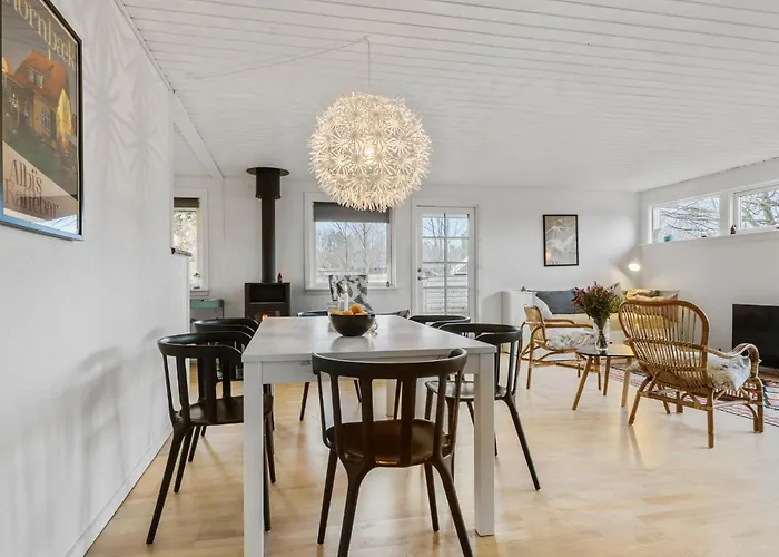 Tatil Evi 3 Bedroom In Dronningmølle