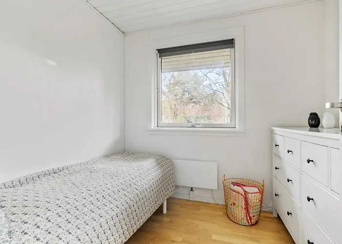 3 Bedroom In Tatil Evi Dronningmølle